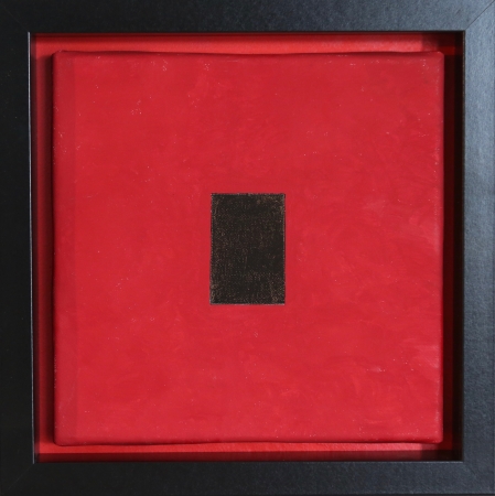 Rectangle sur fond rouge - 2018 - par Wera Quintana